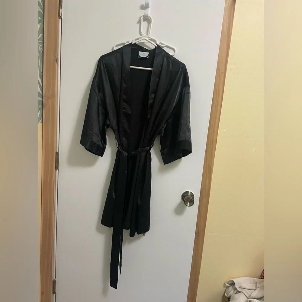 Satin Robe - Picture 4 of 4